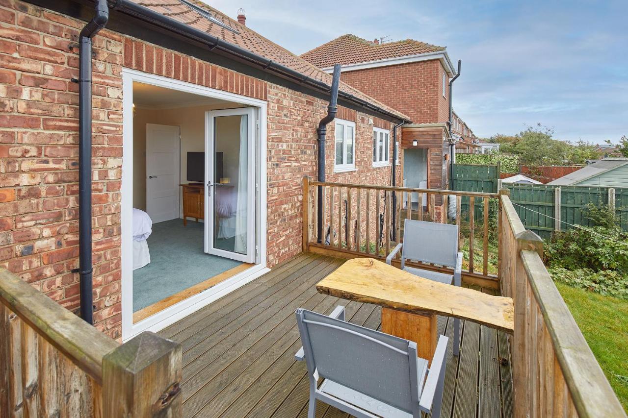 Host & Stay - Coach Cottage Brotton Eksteriør bilde