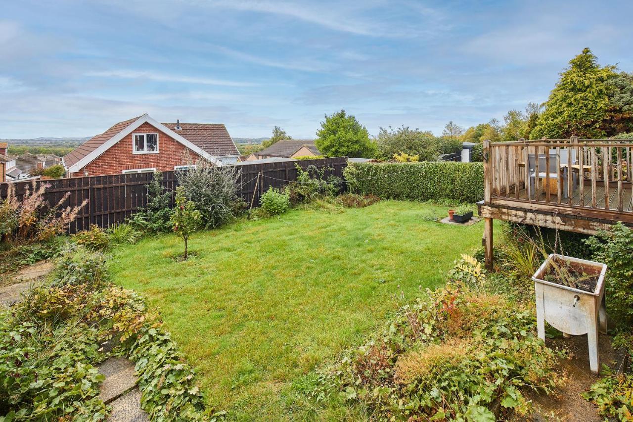 Host & Stay - Coach Cottage Brotton Eksteriør bilde