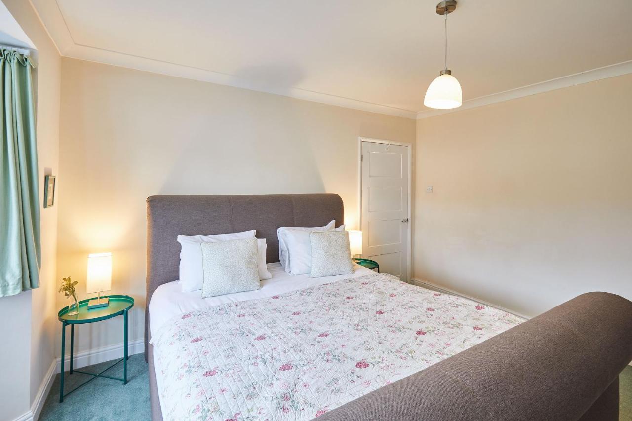 Host & Stay - Coach Cottage Brotton Eksteriør bilde